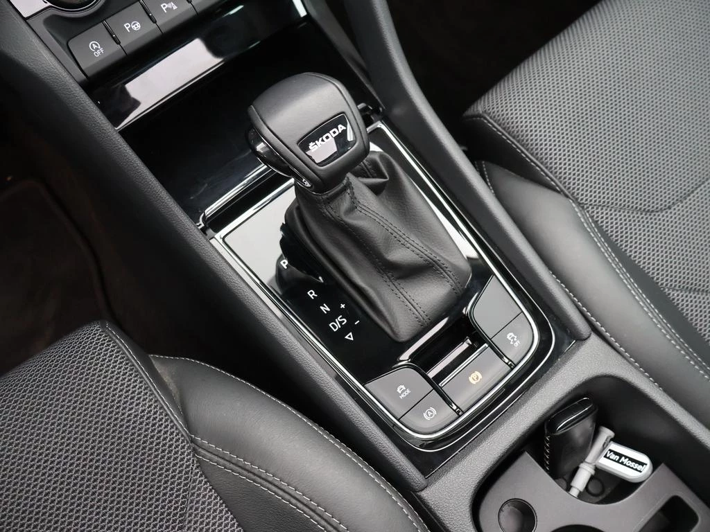 Škoda Kodiaq Kodiaq Clever+ 2.0TDI 150PK *AUTOMAAT*PANODAK*7 ZITPLAATSEN*LEDER*CAMERA*ACC*PDC*NAVI*...*