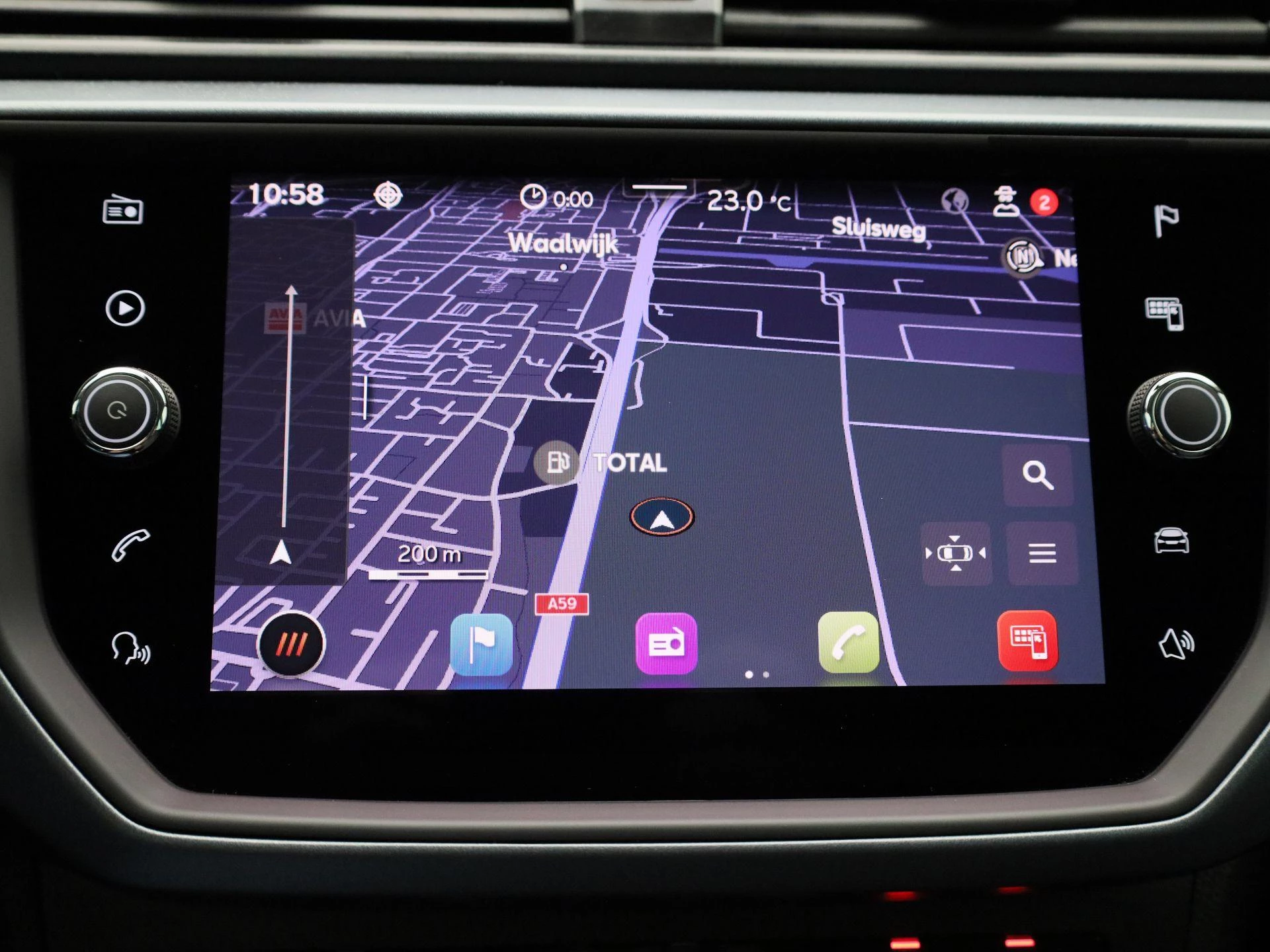 SEAT-Arona-image-16