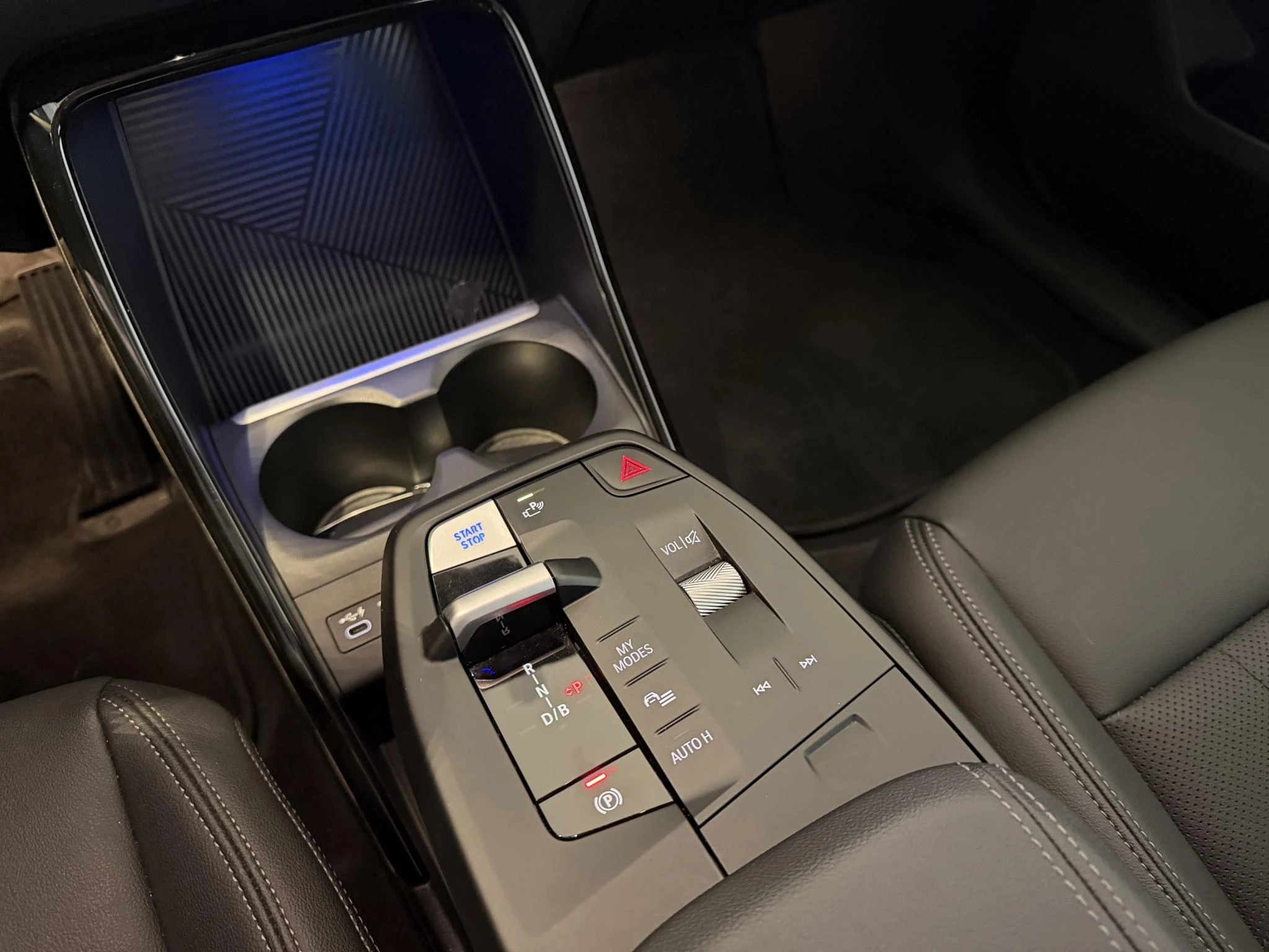BMW iX1 xDrive30 230kW
