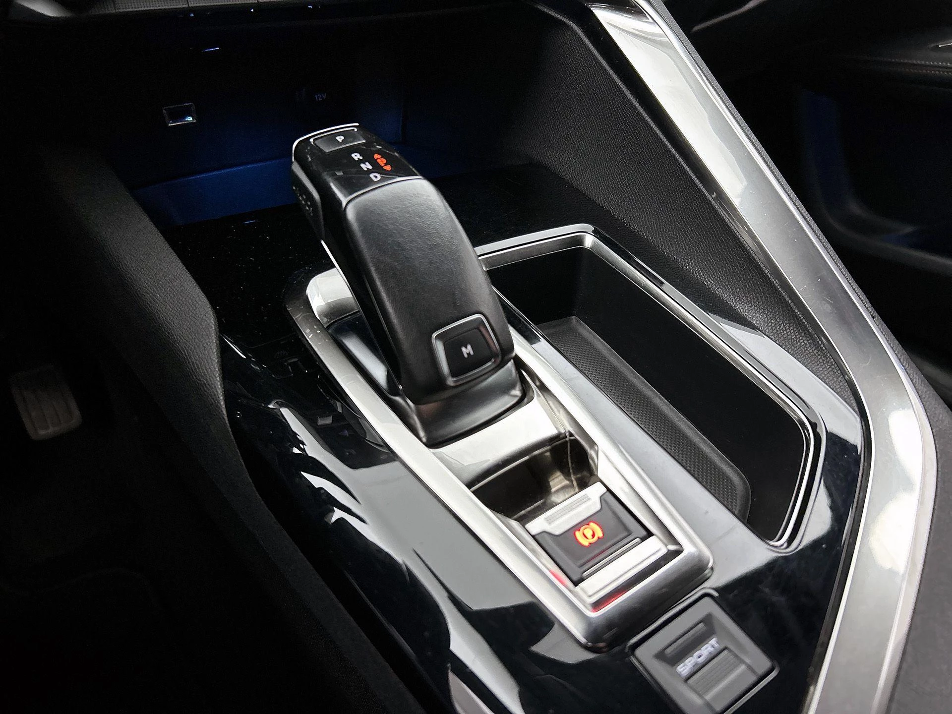 Peugeot-5008-image-28