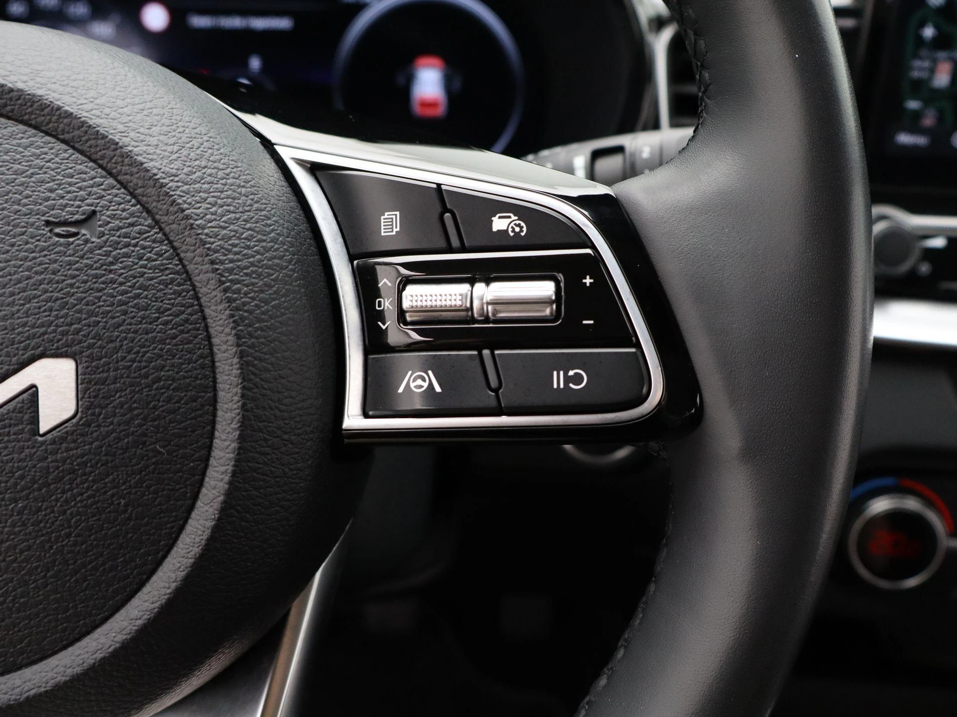 Kia-Ceed Sportswagon-image-19