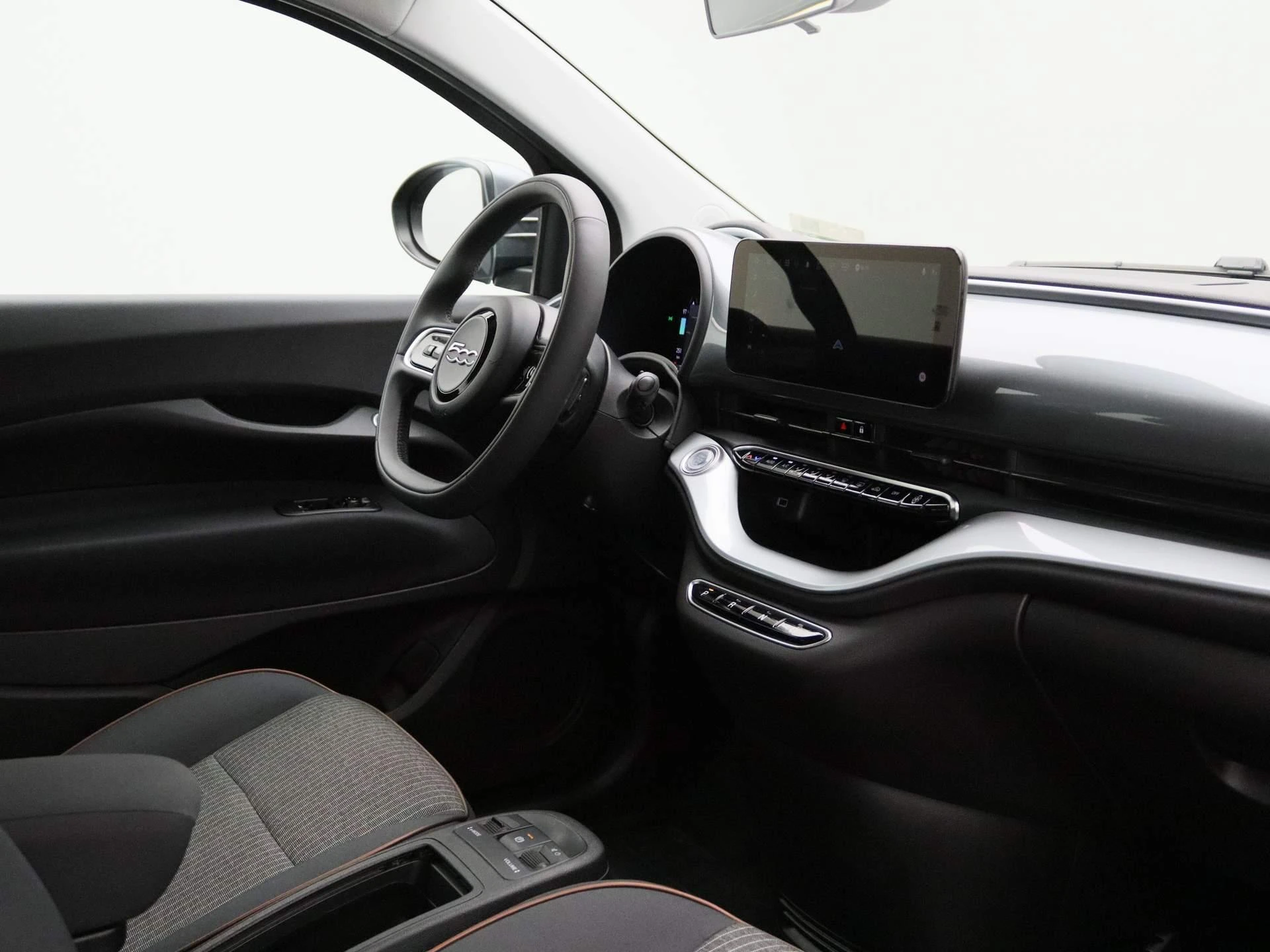 Fiat-500e-image-28