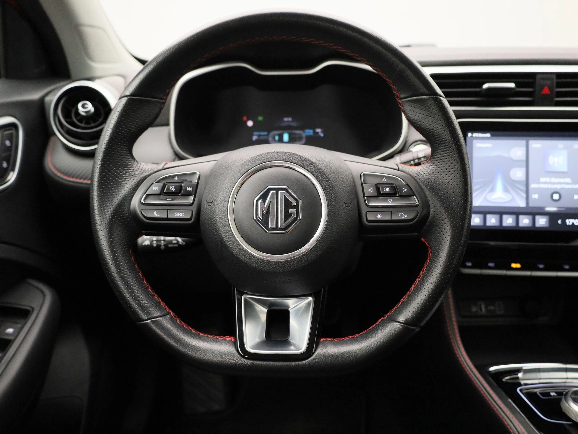MG ZS EV Long Range Luxury 70 kWh