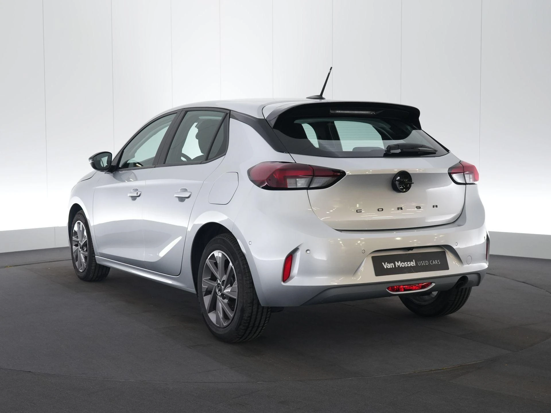 Opel-Corsa-image-1