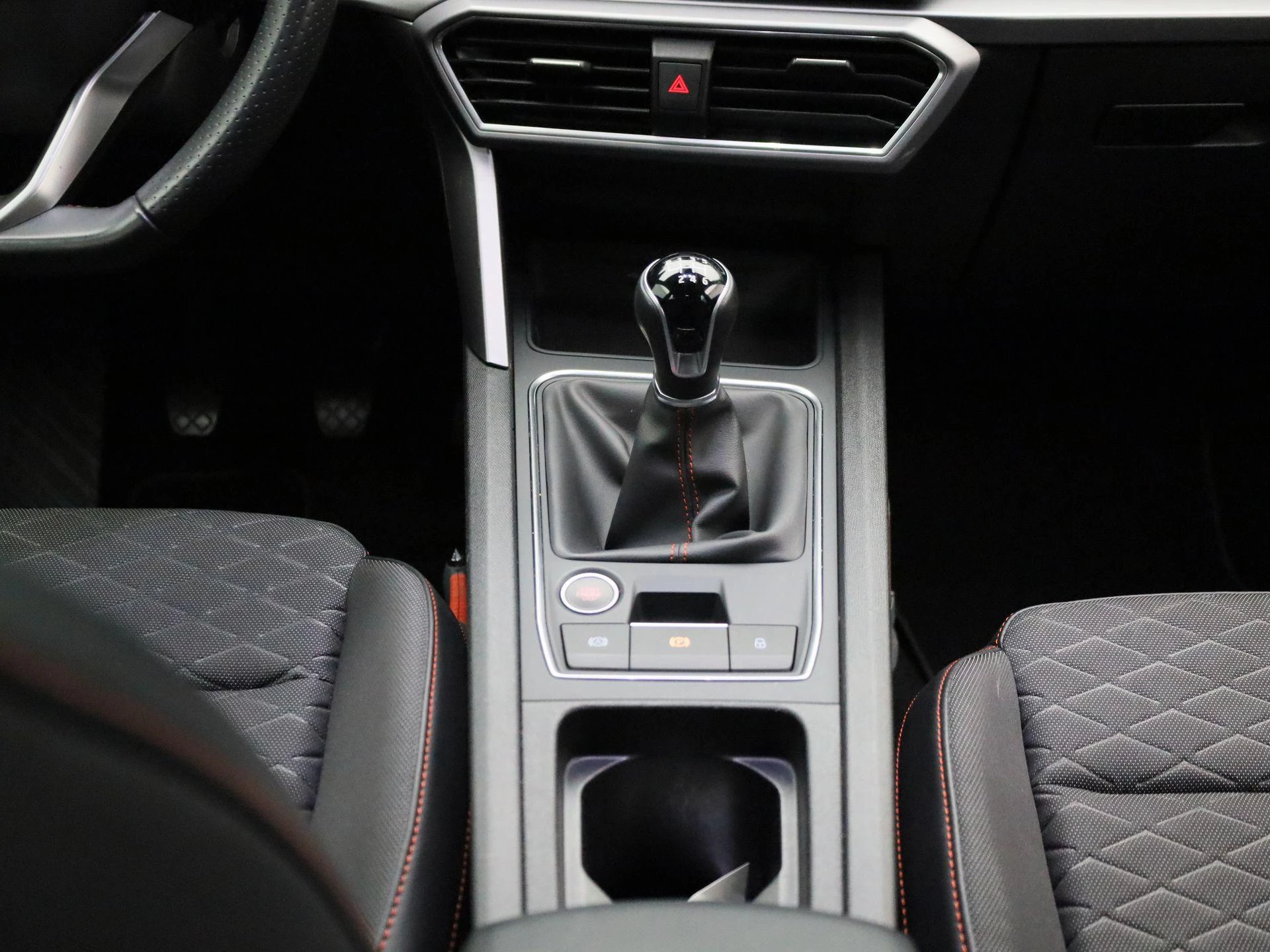 SEAT-Leon-image-8