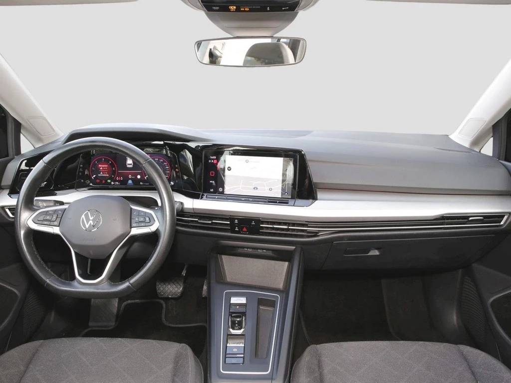 Volkswagen Golf VIII Variant 2.0 TDI DSG Life 16" ACC APP Connect LED