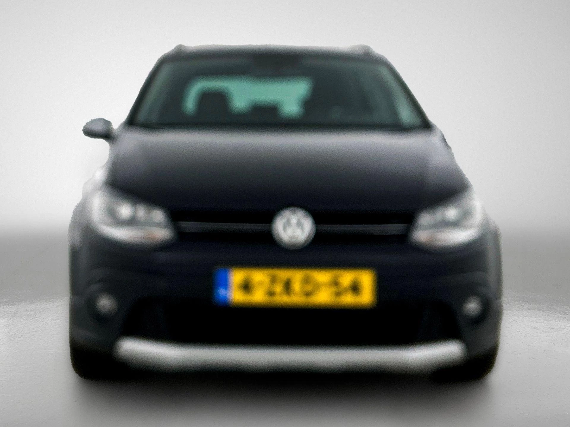 Volkswagen-Polo-image-4