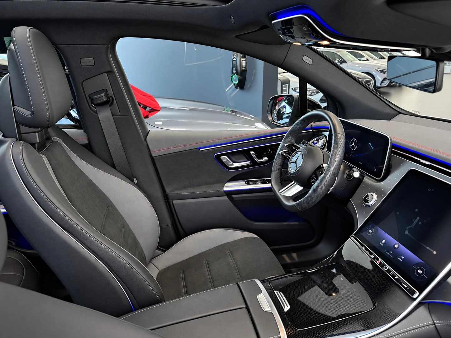 Mercedes-Benz-EQE-image-19