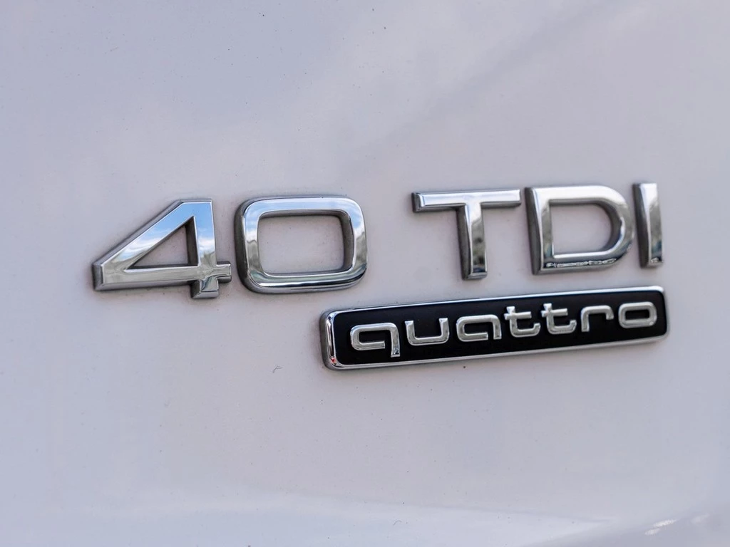 Audi Q5 40 TDI quattro S line S-tronic Navi Pano AHK