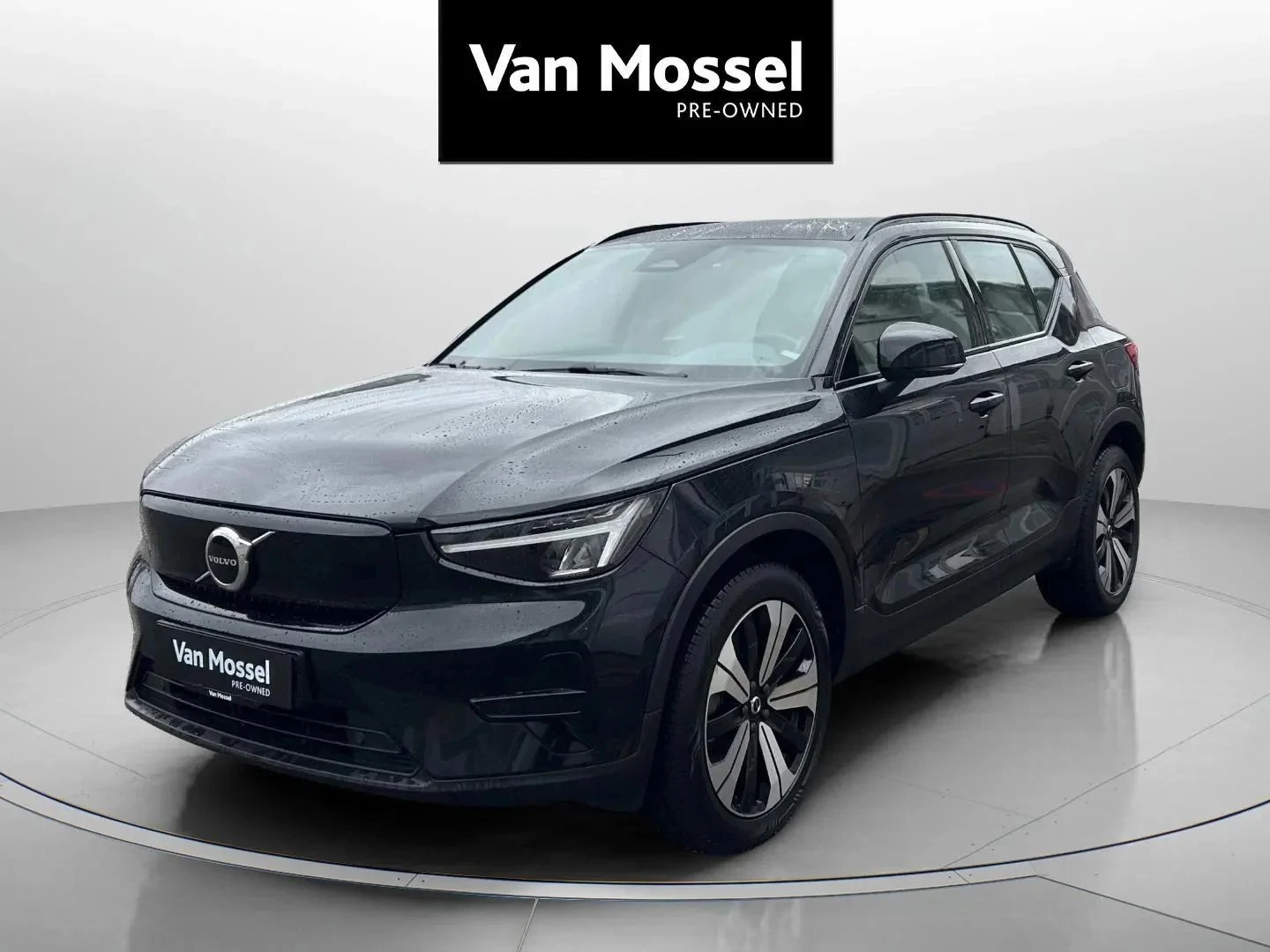 Volvo-XC40-image-0
