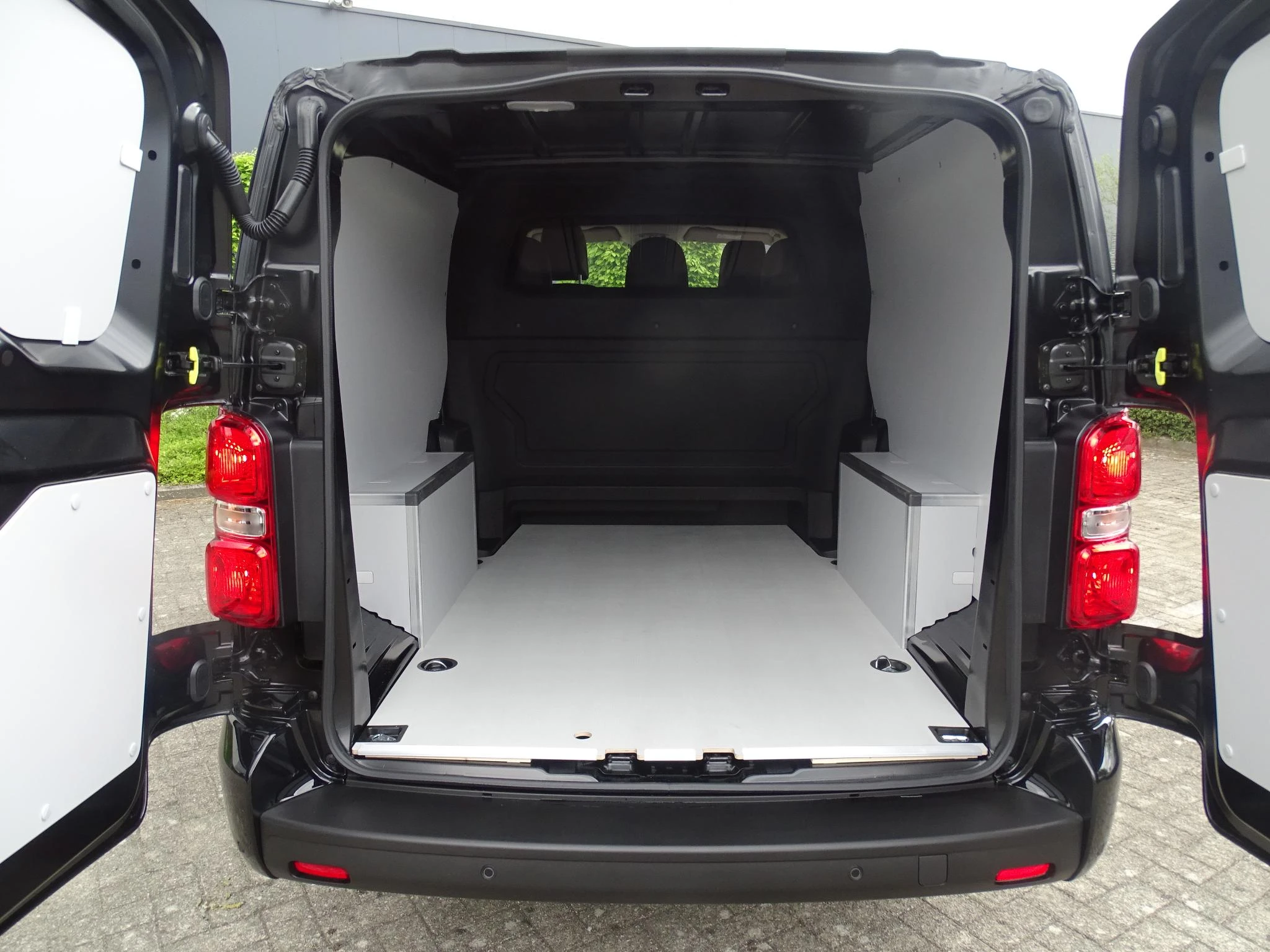 Peugeot-Expert-image-31