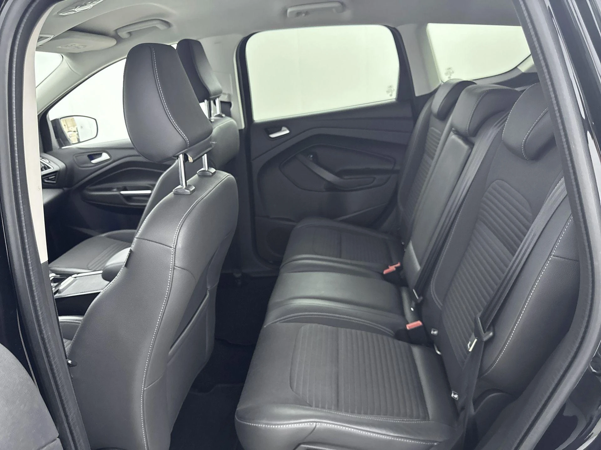 Ford-Kuga-image-24
