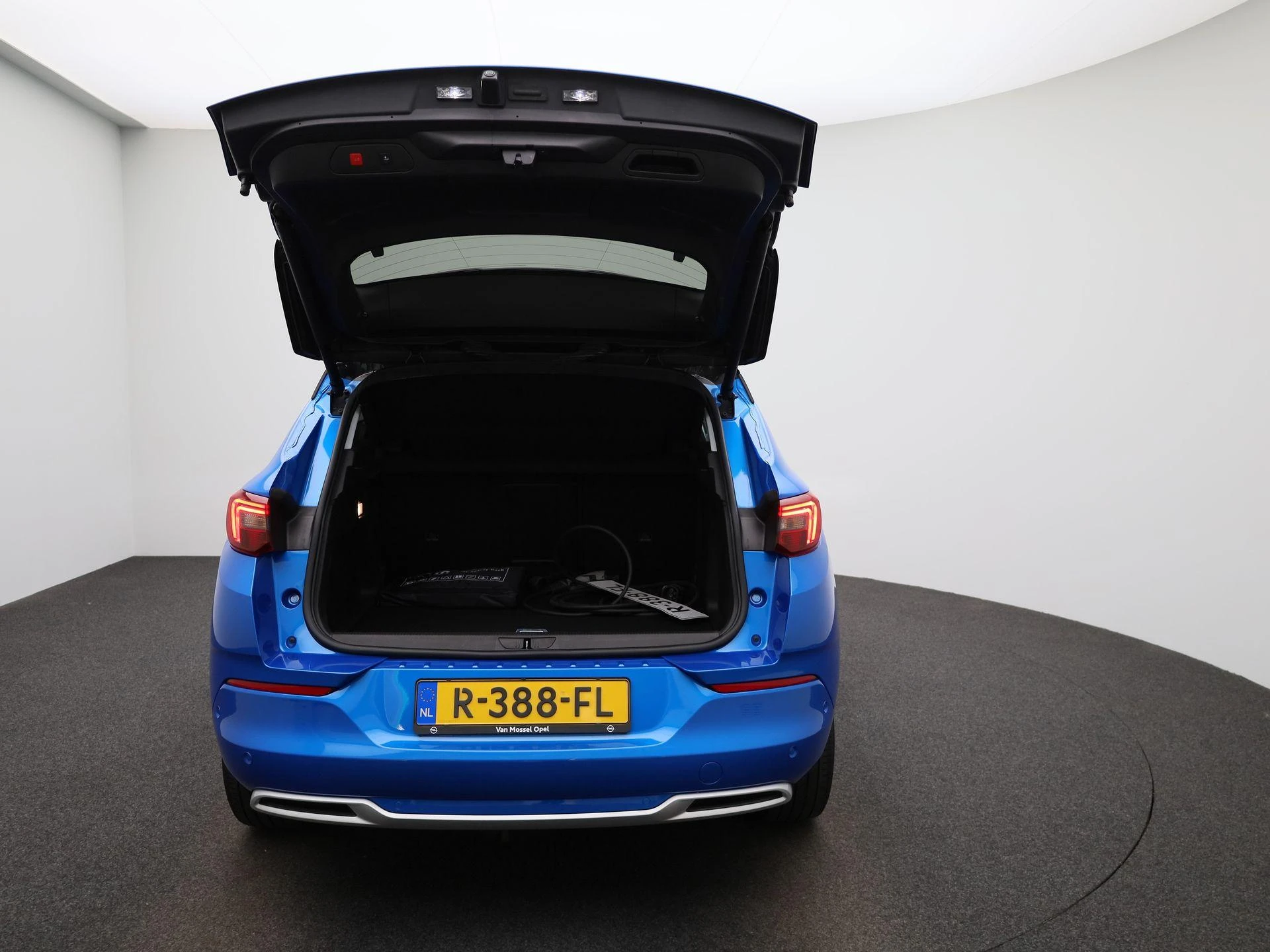 Opel-Grandland-image-10