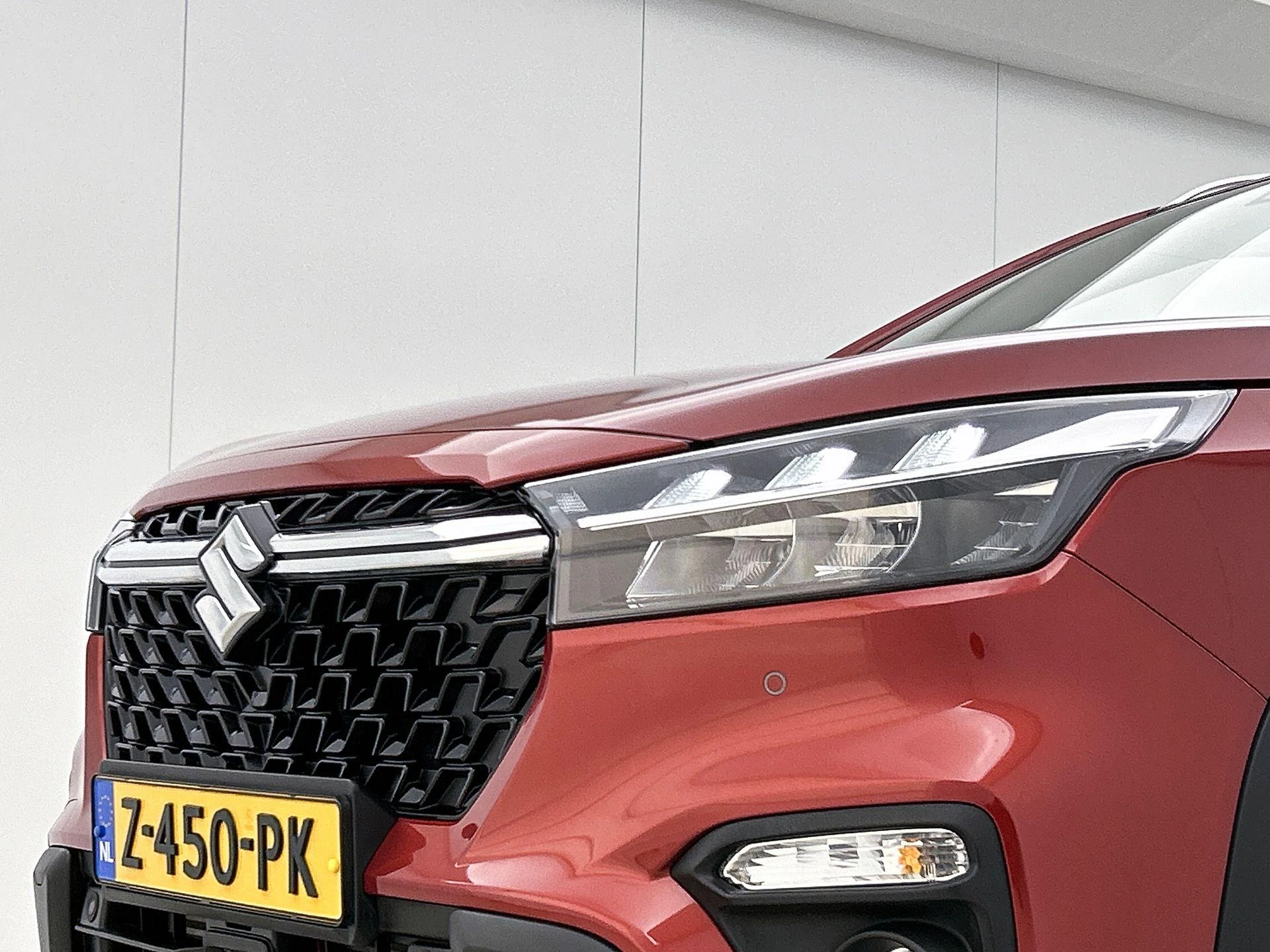 Suzuki-S-Cross-image-26