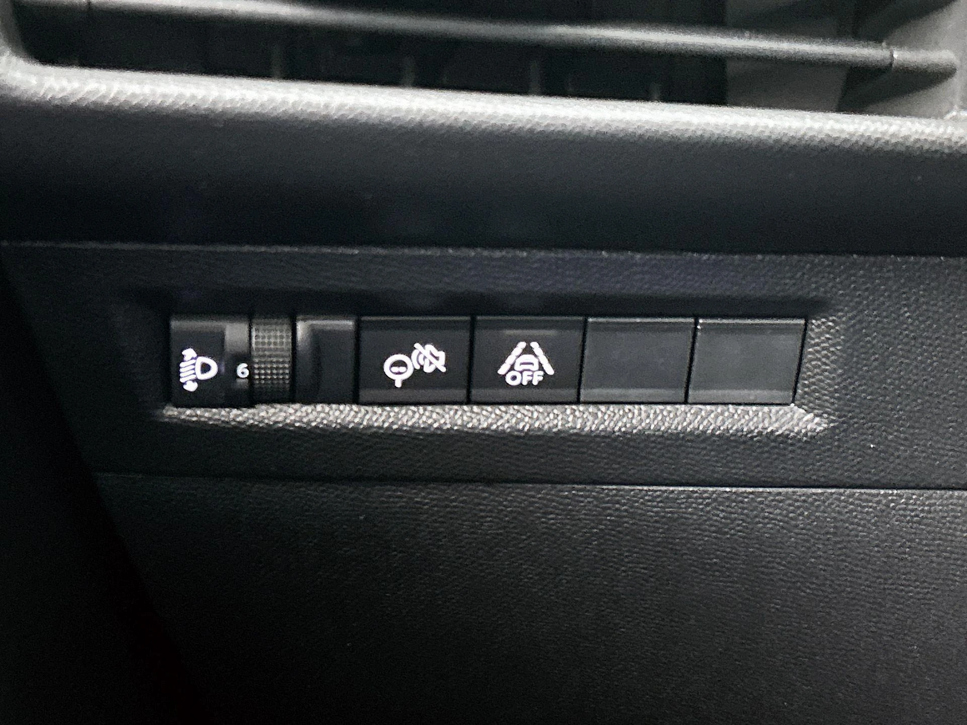 Opel-Frontera-image-9