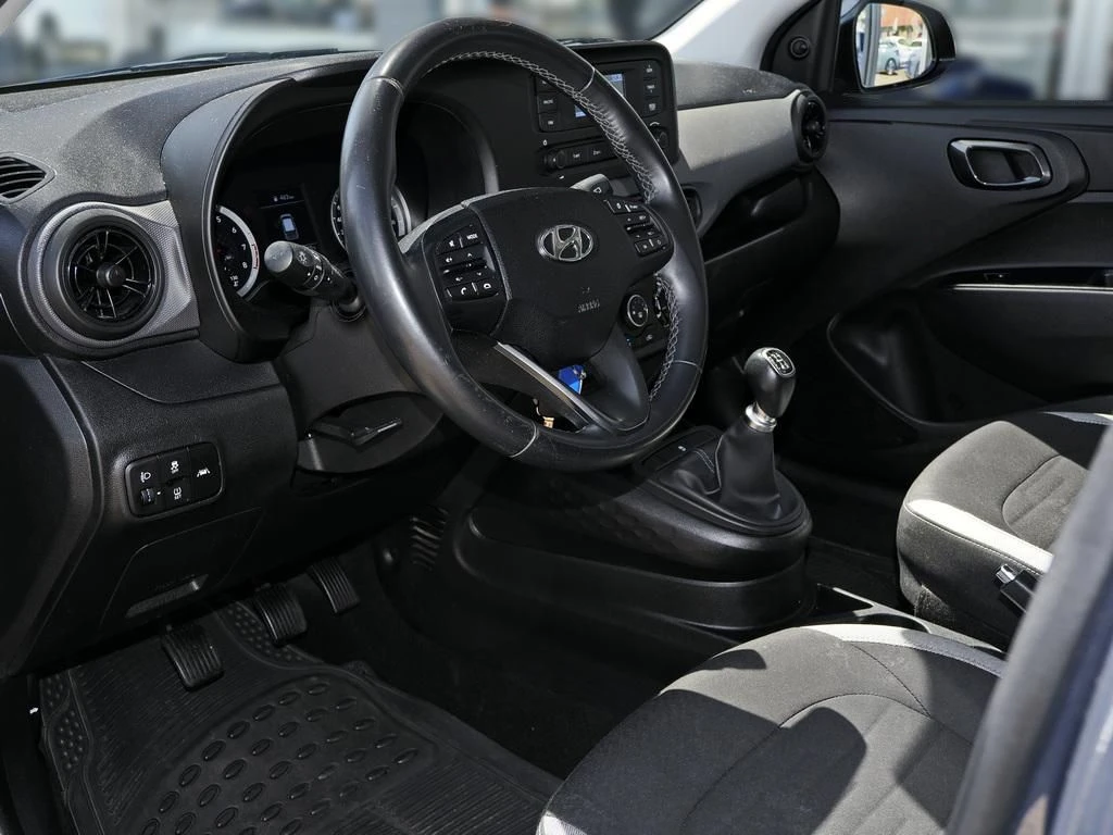 Hyundai-i10-image-8