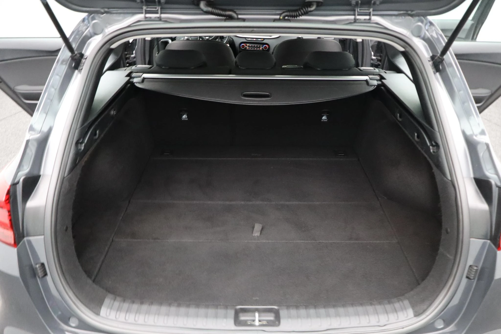 Kia-Ceed Sportswagon-image-25