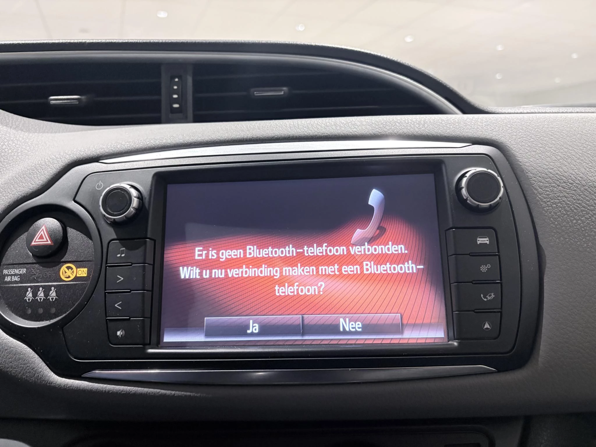 Toyota-Yaris-image-20