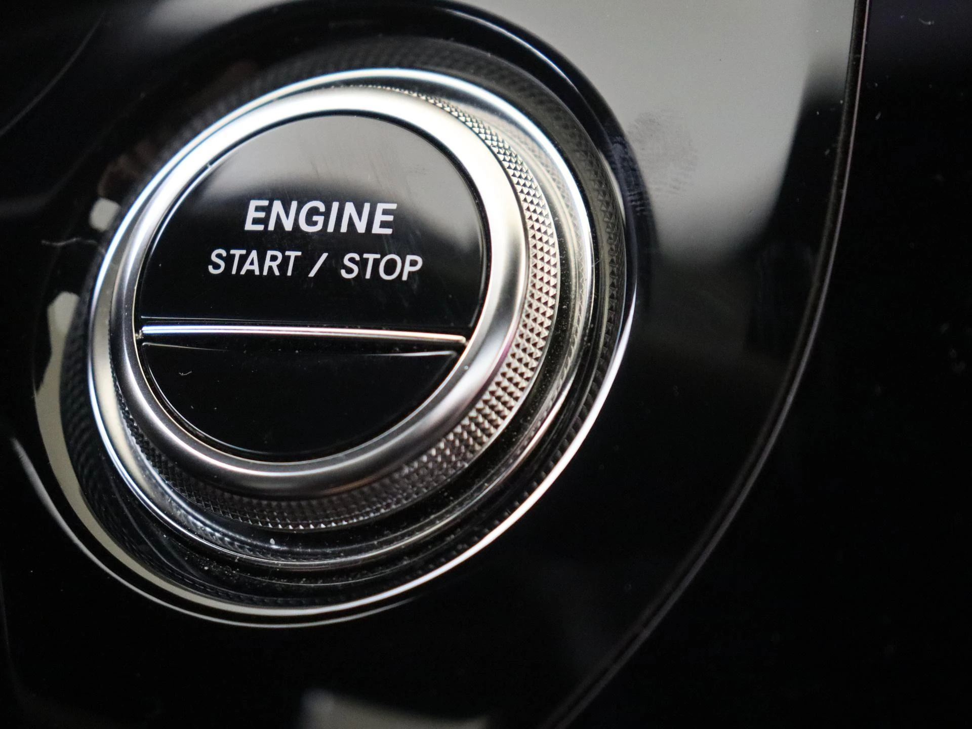 Mercedes-Benz-E-Klasse-image-21