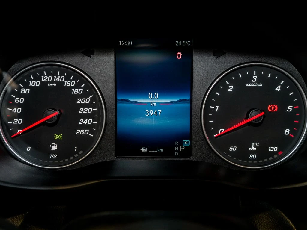 Mercedes-Benz-Vito 119 CDI-image-13