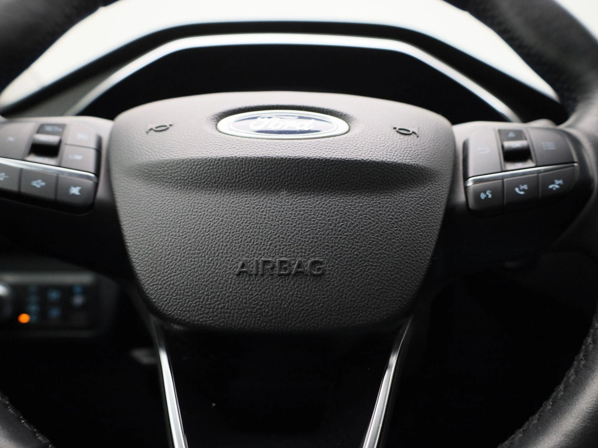 Ford-Kuga-image-24