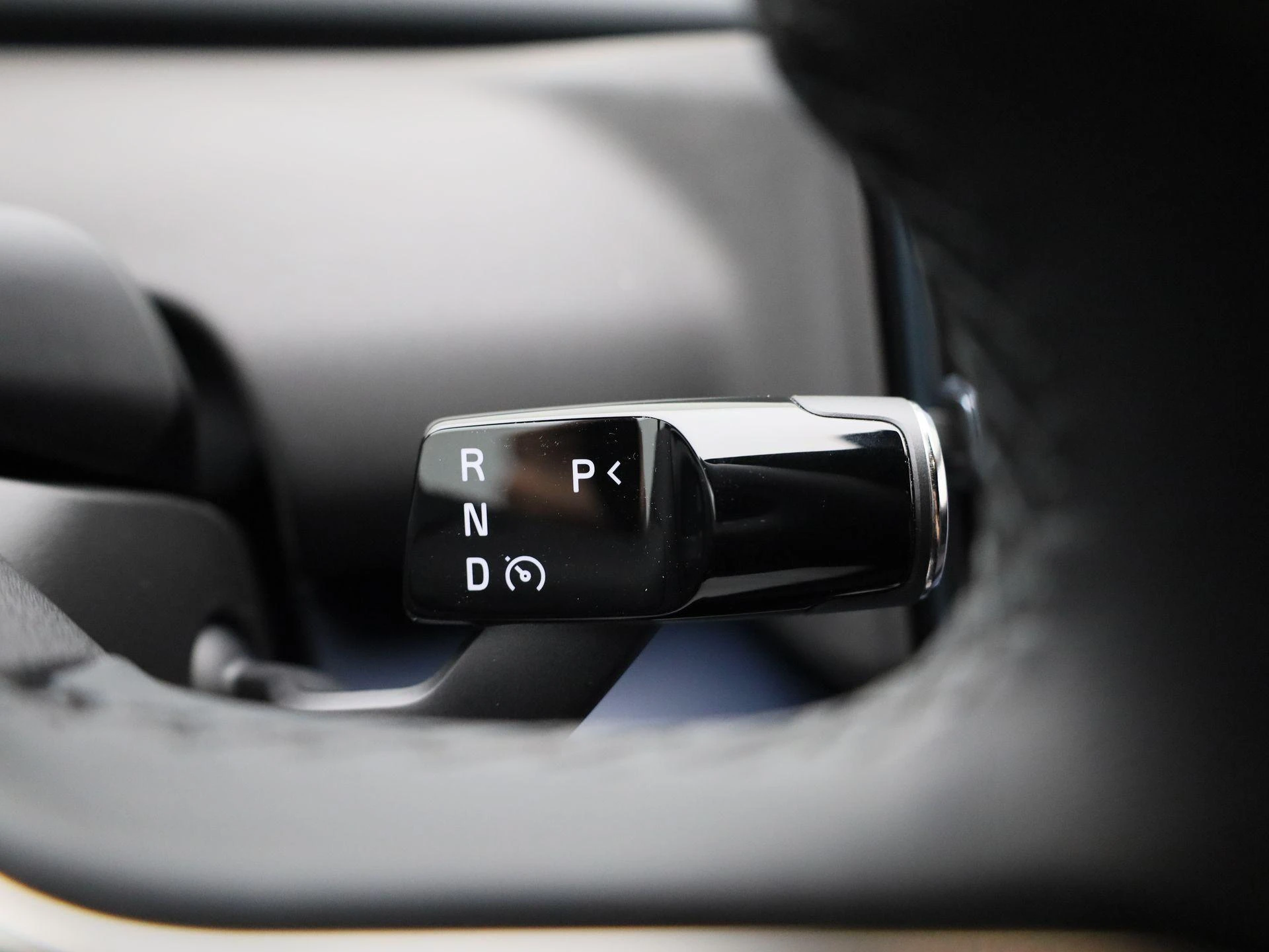 Volvo-EX30-image-23