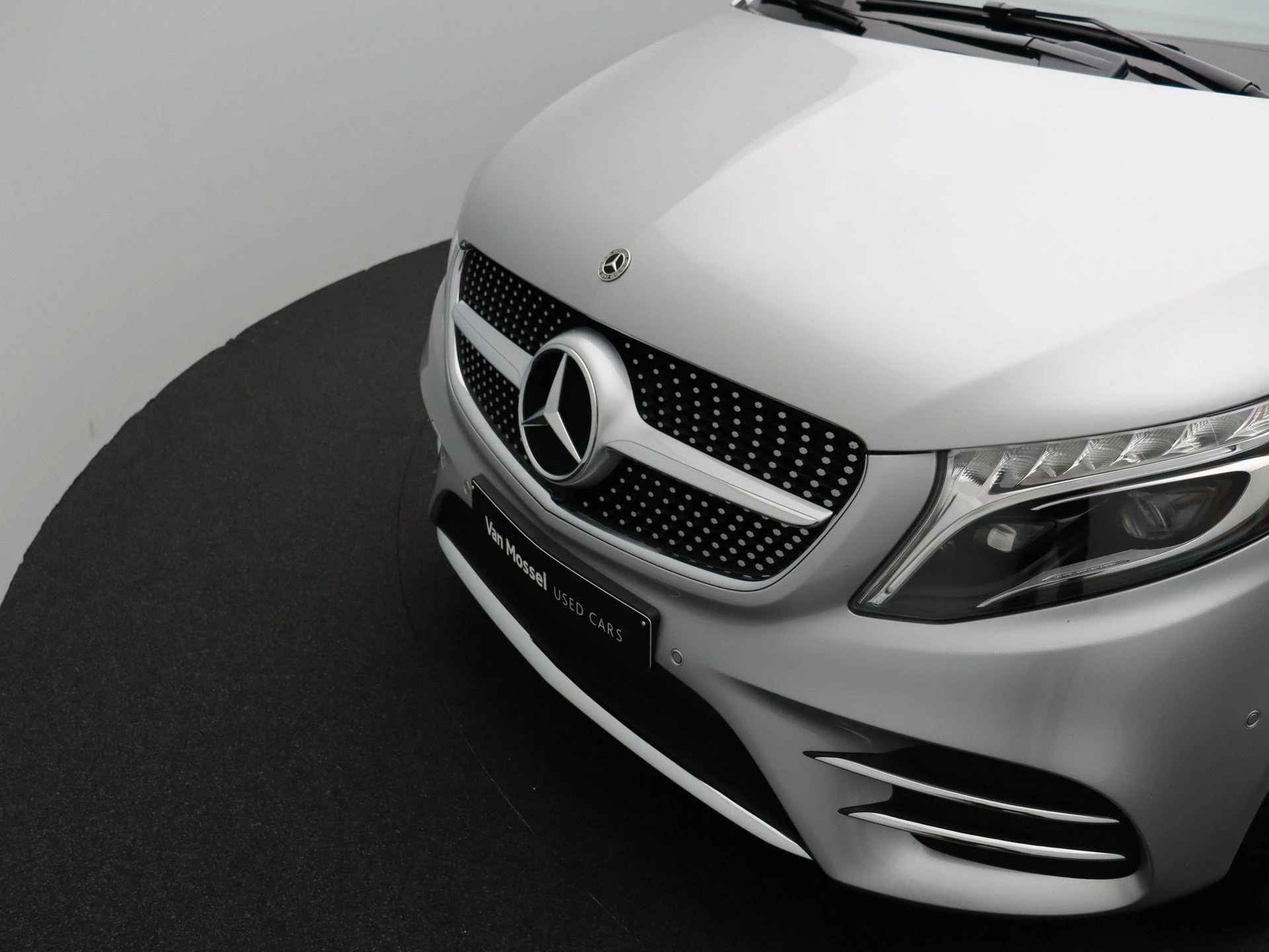Mercedes-Benz-Classe V-image-31