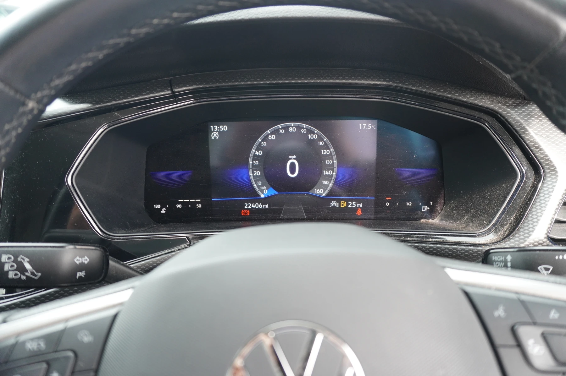 Volkswagen-T-Cross-image-7