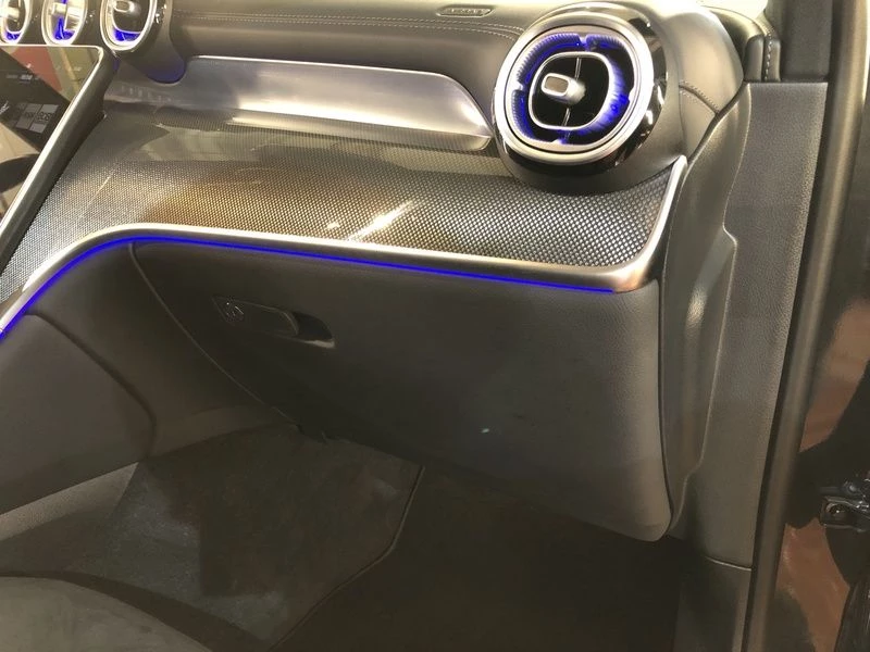 Mercedes-Benz-GLC-image-22