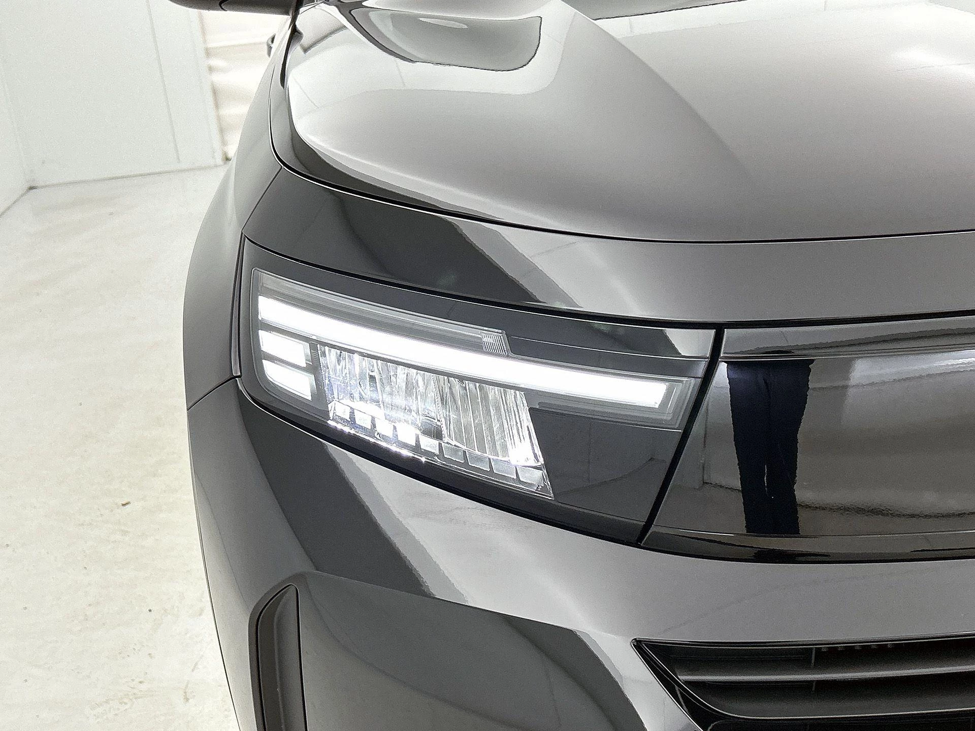 Opel-Frontera-image-14
