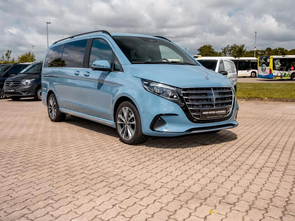 Mercedes-Benz-V-Klasse 300-image-3