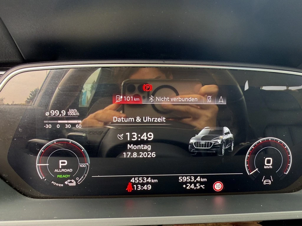 Audi-e-tron-image-11