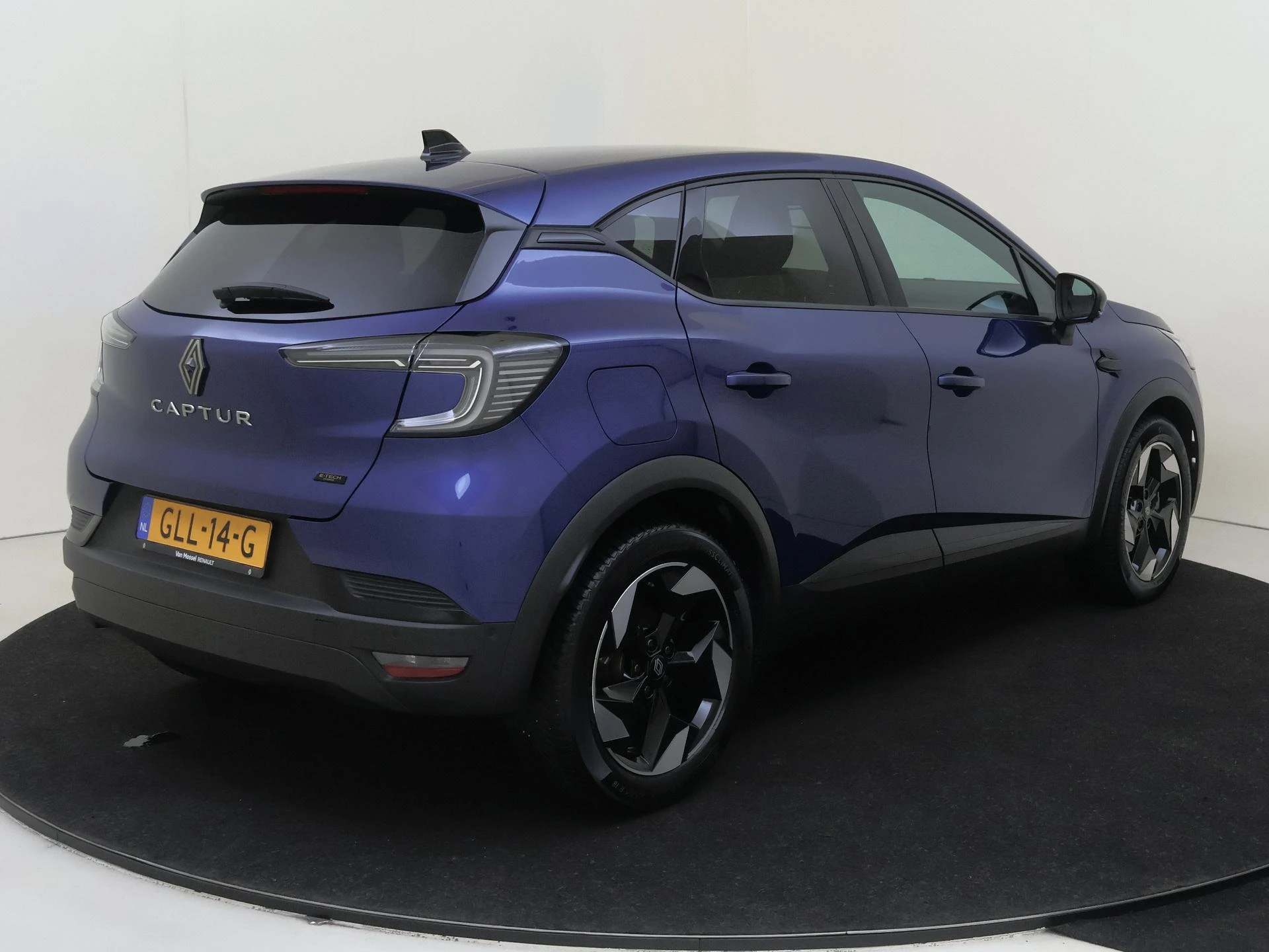 Renault-Captur-image-3