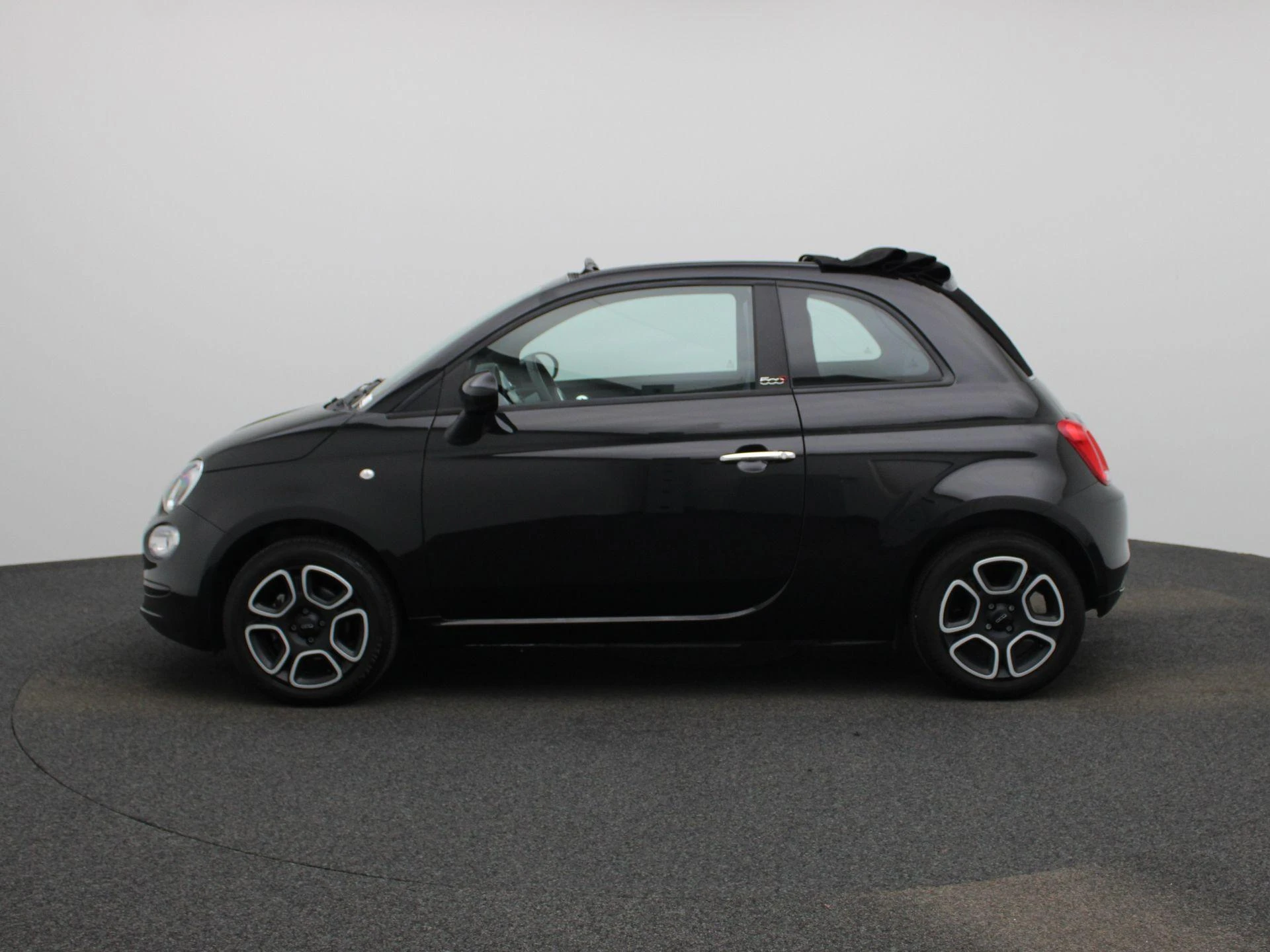 Fiat-500C-image-3