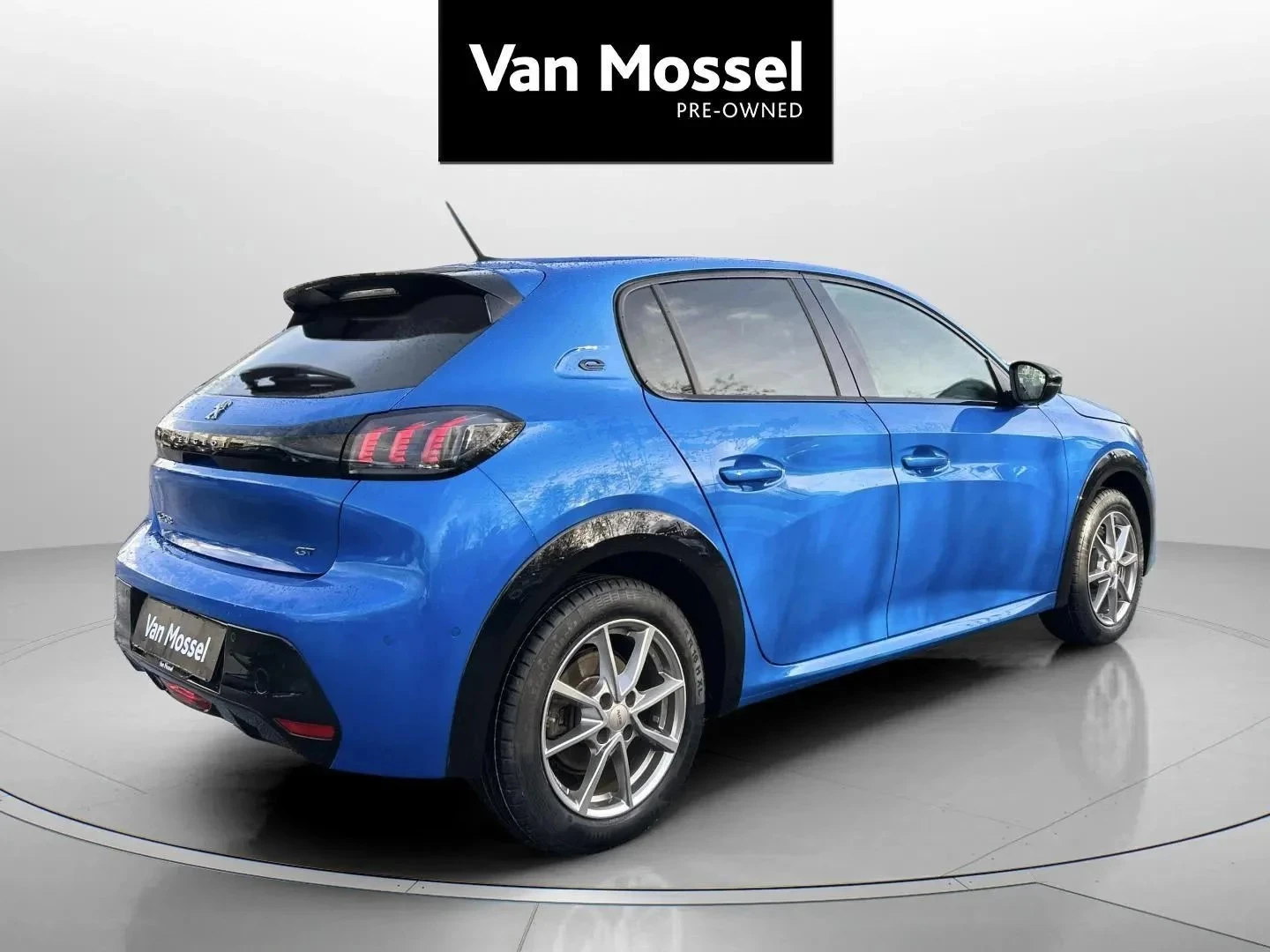 Peugeot-e-208-image-4