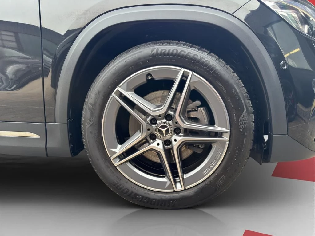 Mercedes-Benz-GLA 250-image-6