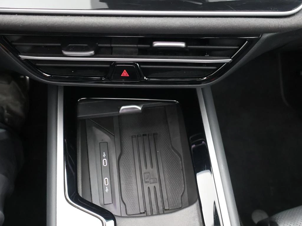 Volkswagen-Passat-image-22