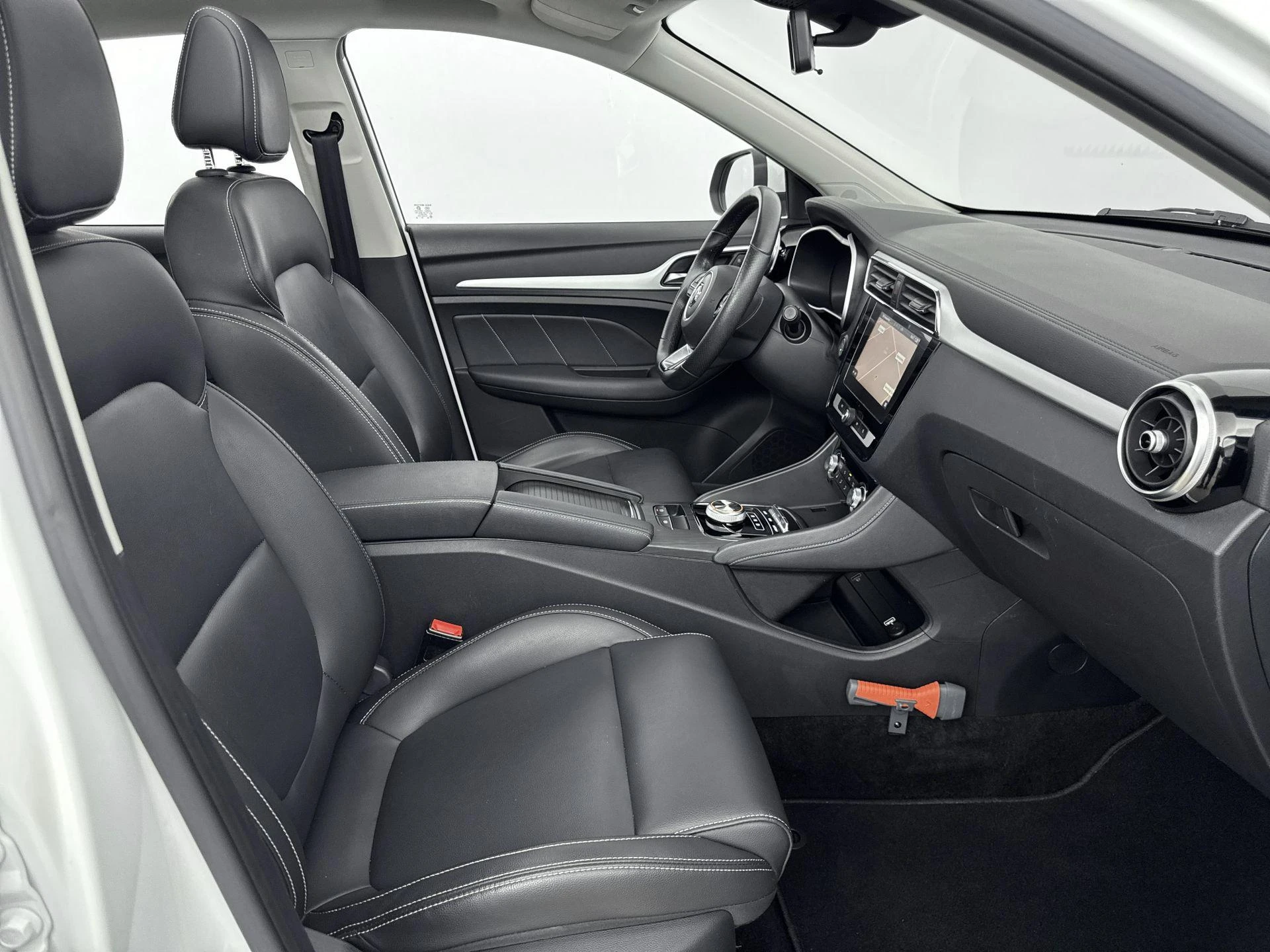 MG-ZS EV-image-21