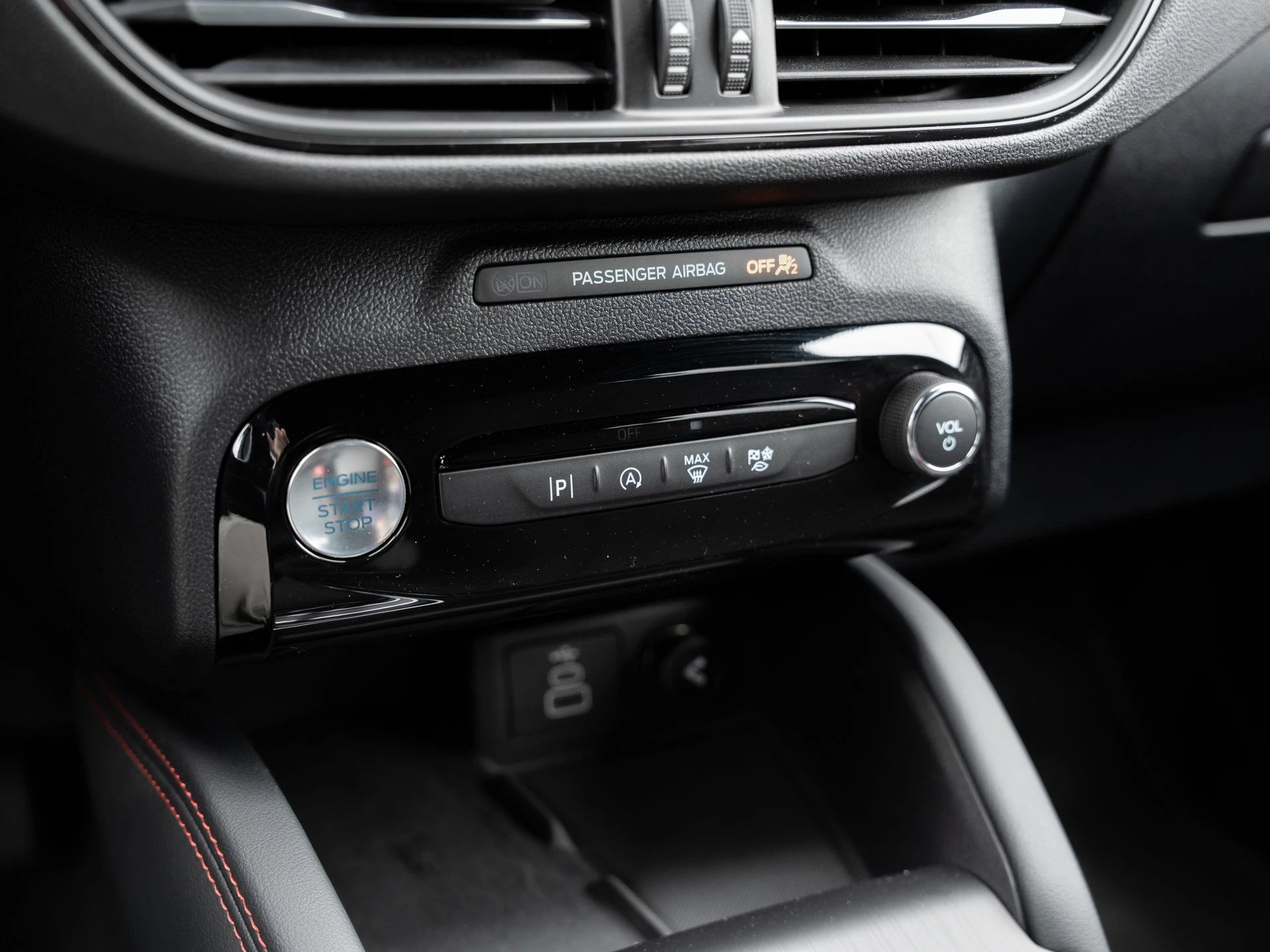 Ford-Kuga-image-15