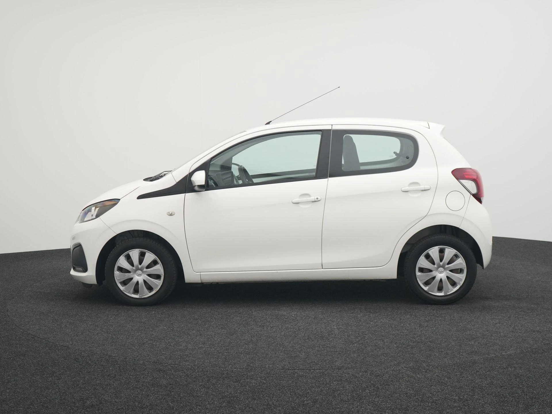 Peugeot-108-image-3