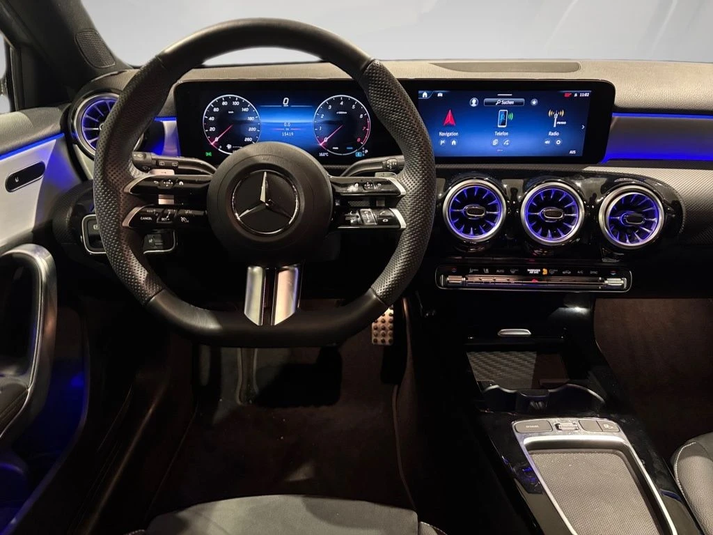 Mercedes-Benz-A-Klasse 200-image-10