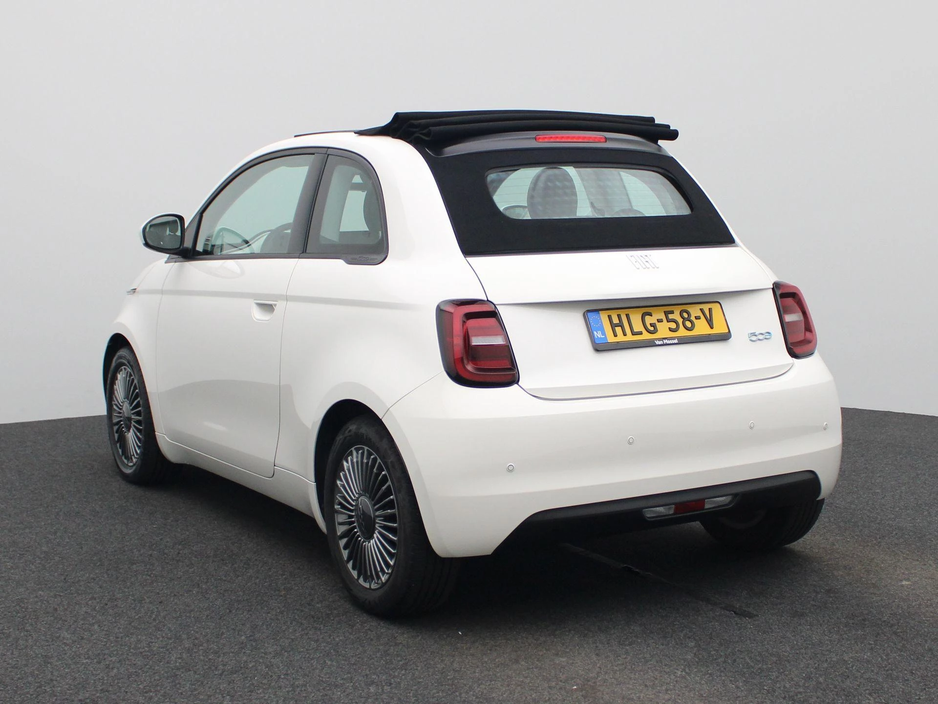 Fiat 500e C Icon 42 kWh