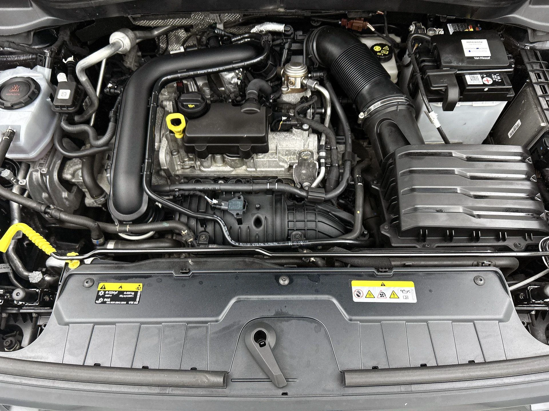 Volkswagen-T-Cross-image-27
