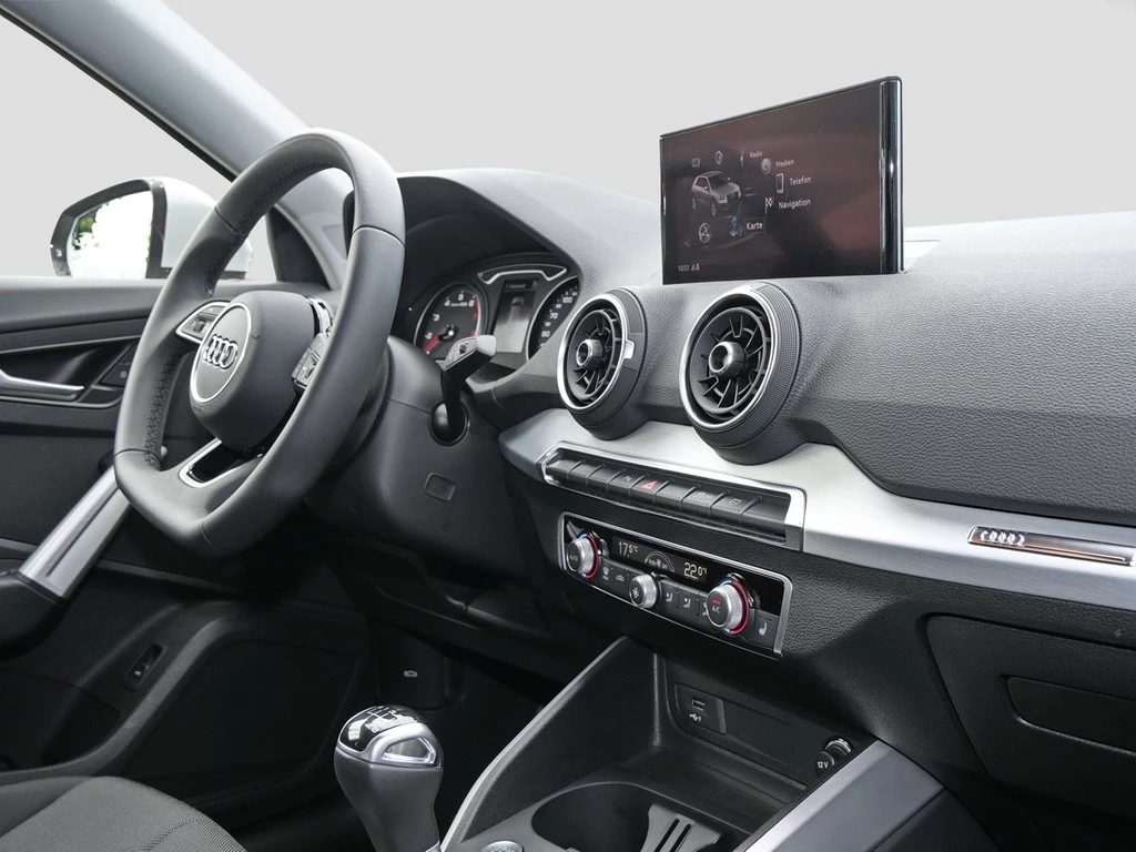 Audi Q2 30 TFSI advanced *AHK*ACC*NAVI*KAMERA*