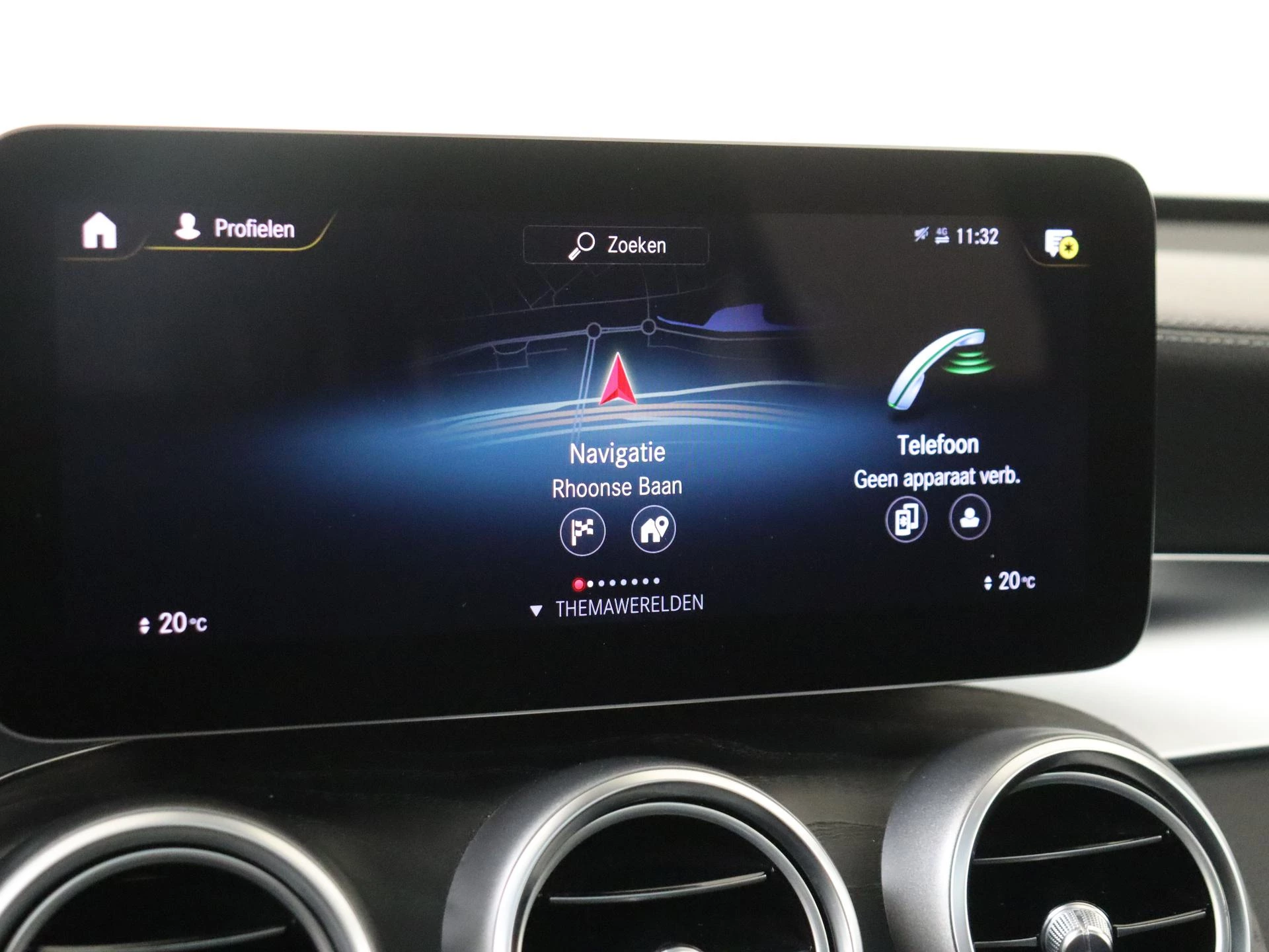 Mercedes-Benz-GLC-image-15