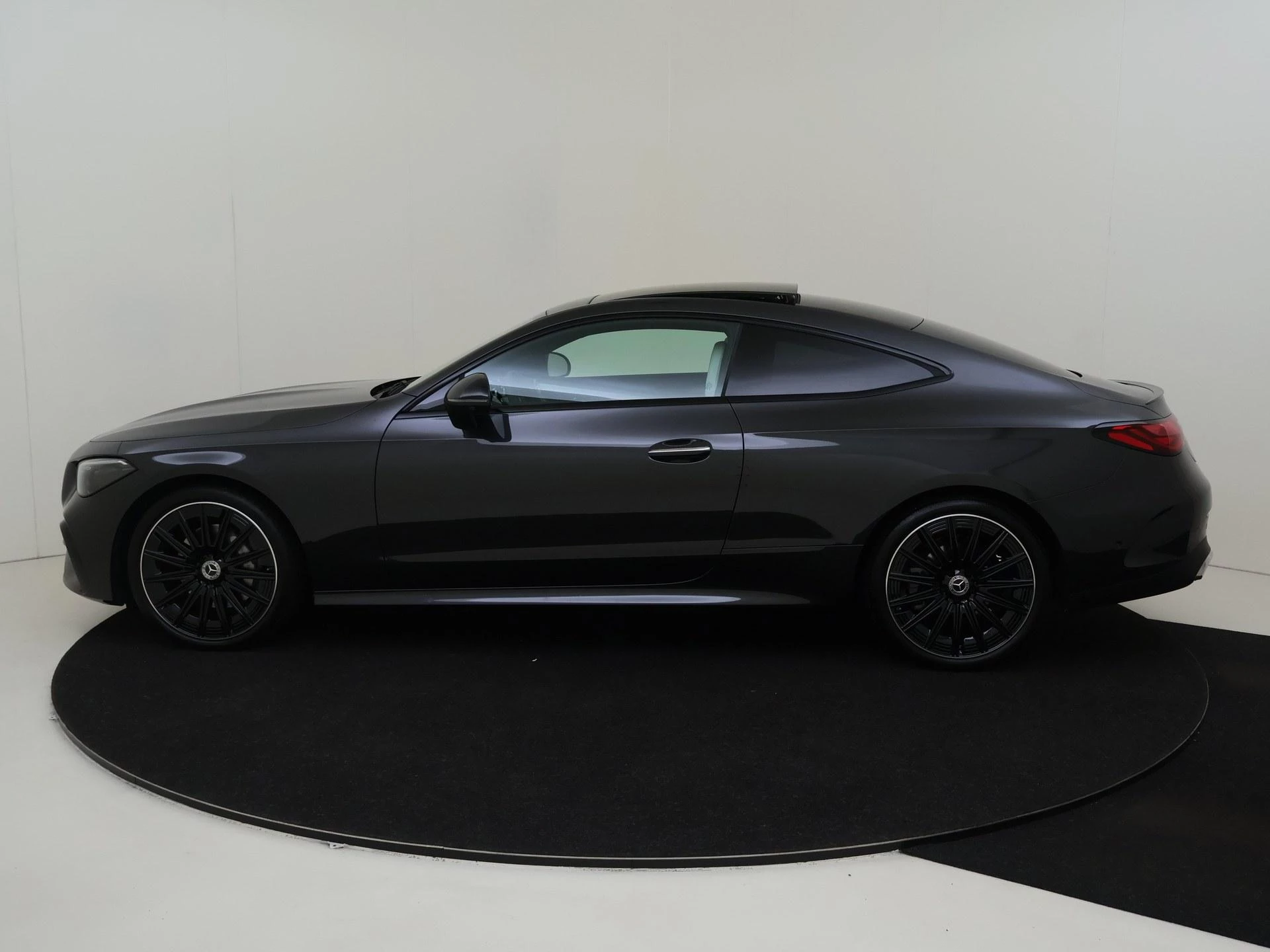 Mercedes-Benz CLE 300 Coupé 4MATIC AMG Line