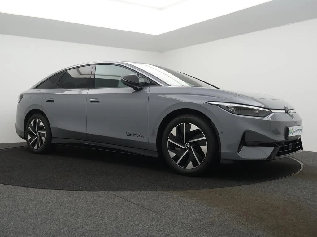 Volkswagen ID.7 Pro Business Premium 77kWh (286 pk) / DEMO