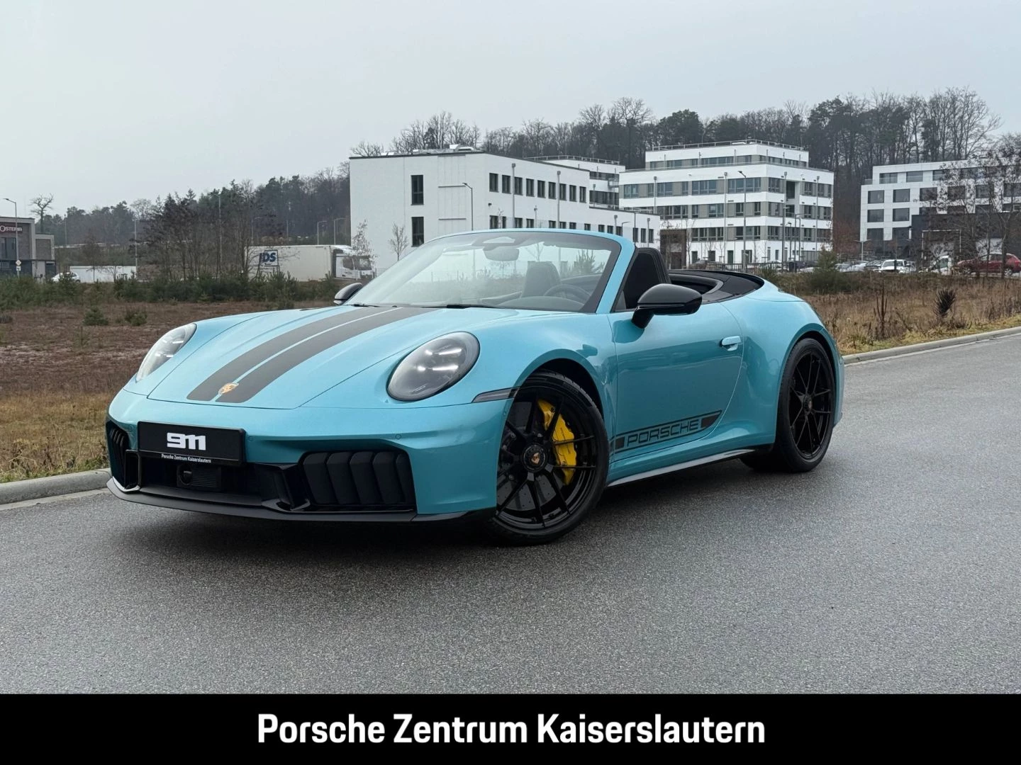 Porsche-911-image-0