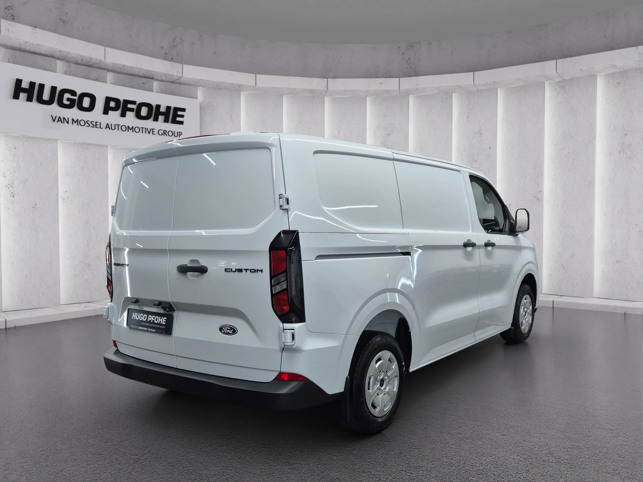 Ford-Transit Custom-image-4