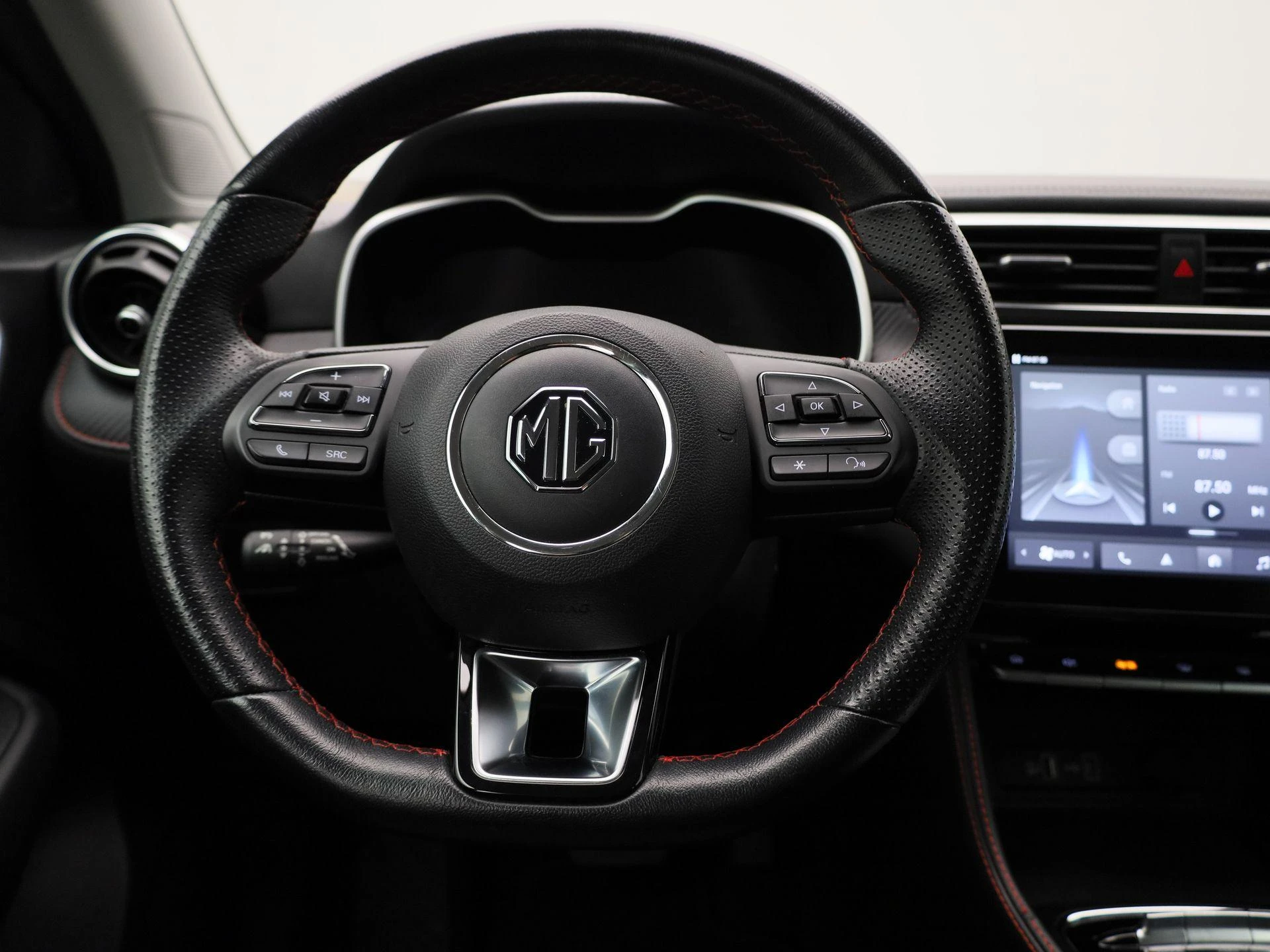 MG-ZS EV-image-6